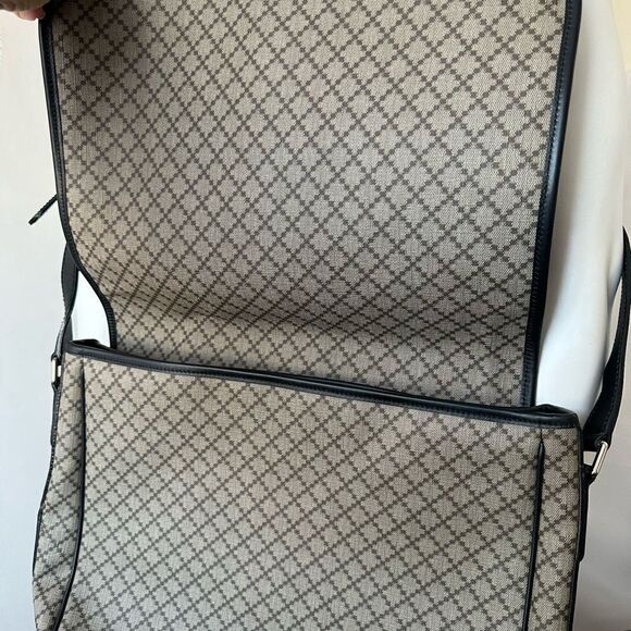 Authentic leather messenger Gucci Bag - Picture 6 of 16